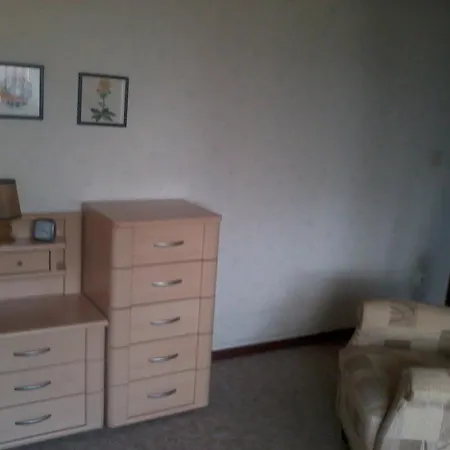 בית הארחה Familie Schwarz Gbr