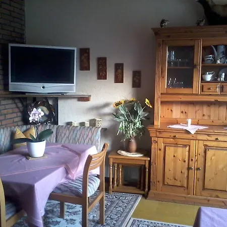 Πανσιόν Familie Schwarz Gbr Alhausen