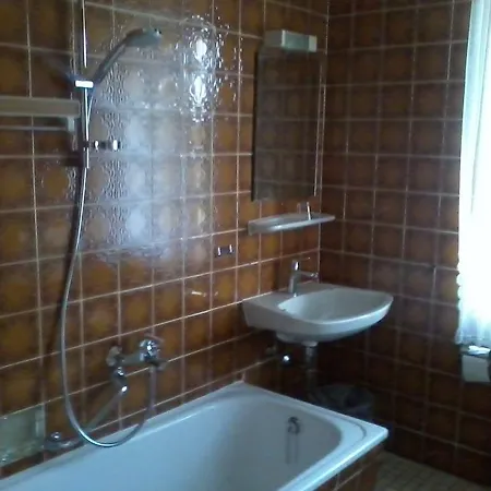 Πανσιόν Familie Schwarz Gbr