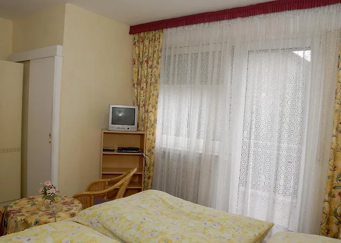 Gæstehus Familie Schwarz Gbr 3*