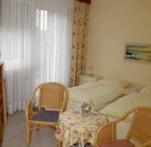 בית הארחה Familie Schwarz Gbr Alhausen